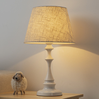 北欧床头台灯轻奢创意美式现代简约ins少女卧室台灯温馨床头灯