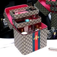 化妆包大容量便提化妆箱复古韩版多层大号家用化妆品收纳盒