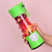 榨汁机家用水果小型便携式多功能水果蔬豆浆电动充电款料理果汁机U3|绿色:4刀片塑料杯加强款