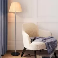 落地灯客厅卧室书房床头灯现代创意温馨装饰遥控喂奶落地台灯