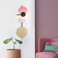 麦丹北欧客厅电视墙装饰灯设计师创意个性样板房卧室床头星球壁灯