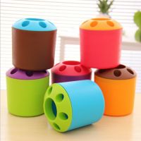 家用卫生间牙刷筒牙膏架置物架牙刷筒收纳盒套装情侣免打孔牙具座|4个不同颜色 颜色随机