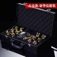 十二生肖白酒杯分酒器套装家用中式玻璃酒具12只小酒杯子弹一口杯|古金色十二生肖杯+分酒壶(豪华皮箱装)