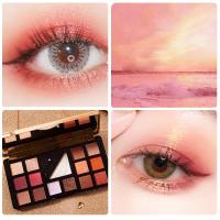 [新品]梦幻天鹅项链眼影盘上色均匀不飞粉触感柔滑