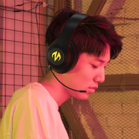 无延迟带电脑发光韩版潮流蓝牙耳机头戴式麦克风无线电竞专用bc10听声辨位手机游戏吃鸡