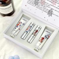 G-4005小红帽和大灰狼润唇膏护手霜套装 [新品]新款小红帽大灰狼润唇膏护手霜四件套装唇彩礼盒装滋润保湿礼赠品