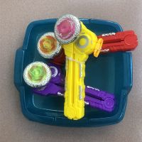 梦幻陀螺玩具儿童发光旋转手动拉线合金陀螺玩具升级版战斗男孩