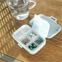 半个许仙创意随身薬盒六格分装盒装盒丸盒小盒便携迷你盒子 蓝色