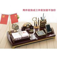 老总办公室摆件老板办公桌装饰品摆件办公室桌面创意文台笔筒送领导礼品 土豪金诚信赢天下[30*60]