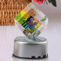 diy水晶相框摆台创意个性婚纱照定制相片生日旋转音乐盒刻字 白色单曲款