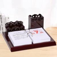 2020年木质台历架创意办公室桌摆件笔筒记事日历可定制logo 68004诚信赢天下60*30cm