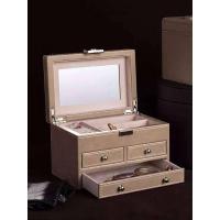 高档真皮首饰盒复古首饰收纳盒公主欧式韩国饰品盒带锁戒指项链盒装各种首饰的SN5551 卡其色