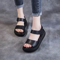 真皮厚底凉鞋女2021新款夏季头层牛皮坡跟中跟简约复古松糕罗马鞋