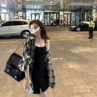 2020新款短款显瘦性感露肩黑色开叉吊带裙+格子防晒衬衫两件套女