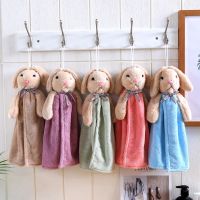 卡通动物珊瑚绒双层加厚擦手巾挂式手巾儿童学生手帕