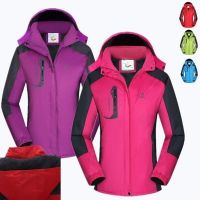 女装冲锋衣外套加绒加厚新款保暖户外服秋冬保暖夹克外套