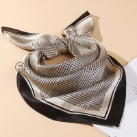 千鸟格真丝丝巾女x70大小方巾春秋款薄款洋气时尚桑蚕丝围巾百搭