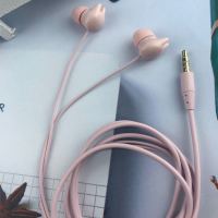 卡通可爱耳机手机电脑学生重音入耳式有线带麦