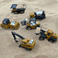 工程车蛋糕装饰合金挖掘机压路机模型礼物套装场景校车巴士玩具车