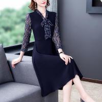 2020款夏装洋气大码蕾丝裙遮肉显瘦肥mm连衣裙名媛气质中长款