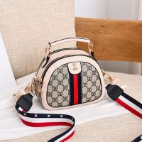 时尚百搭春夏单肩斜挎包包女包2020新款网红学生高级感潮韩版ins