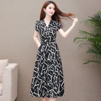 洋气黑色连衣裙女2020年新夏装妈妈收腰显瘦高档胖妹妹中长款大码