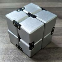 广电无限魔方铝合金成人压压手泄上课无聊好玩|银色[半合金95克] 单个无赠品