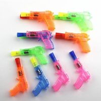 新品圣诞发光戒指七彩卡通闪光软胶手指灯儿童发光地推小礼品夜市|手枪手指灯 30个