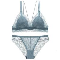 SUNTEK莫兰迪蓝法式时髦文胸薄款夏款超薄性感无钢圈内衣内裤大学生白色胸罩