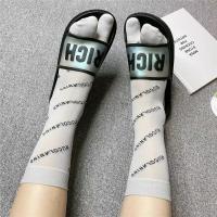 SUNTEK夏季薄款分趾丝袜女黑白色字母网红中筒袜ins猪蹄袜二趾袜堆堆袜 浅灰色 均码