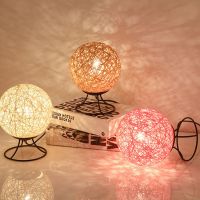 北欧创意卧室投影床头装饰台灯温馨床头小夜灯喂奶灯婚庆礼物台灯