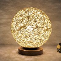 卧室床头灯喂奶小夜灯红色结婚庆台灯简约新婚房礼物装饰麻球台灯