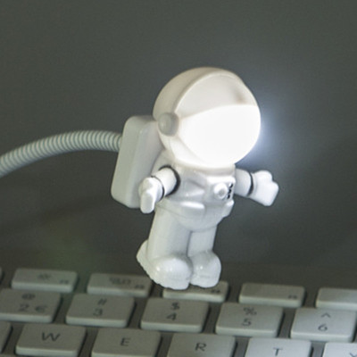 宇航员usb小灯 太空人小夜灯 创意礼物机器人 充电宝键盘灯带开关