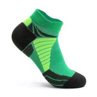 专业篮球袜子男实战毛巾底精英袜夏季透气中长筒高帮跑步运动袜子