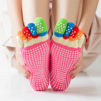 瑜伽袜子防滑女五指袜瑜珈袜冬季瑜伽用品运动健身袜子