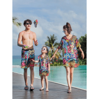 亲子装一家三口泳衣女母女新款2020裙式三件套比基尼遮肚显瘦泳装