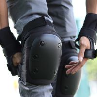 滑雪护具滑冰护具女轮滑滑板平衡车长板溜冰滑冰男儿童冰刀套装H6