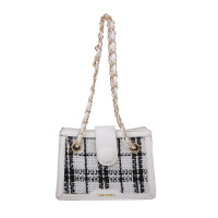 新款2020链条女式单肩包文艺女潮大容量复古欧美印花女式手提包