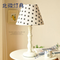 台灯 北欧ins风卧室台灯复古波点装饰床头灯书房创意台灯个性灯