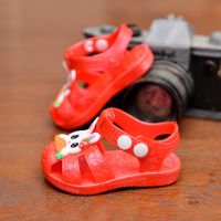 宝宝凉鞋防滑夏天婴儿学步鞋童鞋男童女童沙滩鞋包头1-3岁防水鞋2