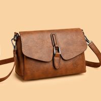 真软皮包包女2020新款韩版斜挎百搭单肩手提包中年女士妈妈包潮包