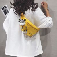 日系学生百搭ins斜挎帆布胸包女2020新款潮网红流行可爱奶牛腰包