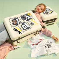 卡通印花行李箱拉杆箱女韩版小清新旅行箱万向轮密码箱登机箱20寸