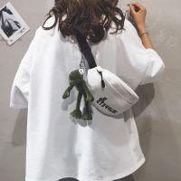 2019流行包包新款腰包女潮ins百搭休闲宽带斜挎胸包时尚小帆布包