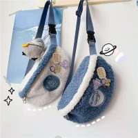 日系原宿风可爱古着感软妹少女胸包腰包 韩国ins学生毛绒绒斜挎包