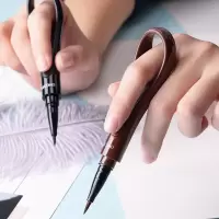 均色 懒人指环易画眼线液笔指尖芭蕾 防水防汗持久彩妆棕色