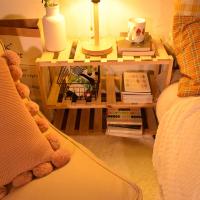 ins风床头置物架收纳柜懒人沙发实木排骨架出租房改造小家具网红