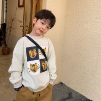 2022虎年新款童装加绒男童春秋打底衫中大童加绒加厚上衣百搭卫衣