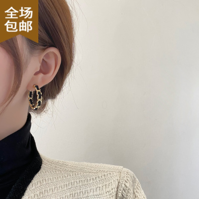 Chunmi设计感耳环2022年新款潮秋冬高级感冬天百搭耳钉简约女网红耳饰