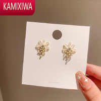 KAMIXIWA银针气质耳环2021年新款潮耳钉女独特设计高级感花朵珍珠耳饰
